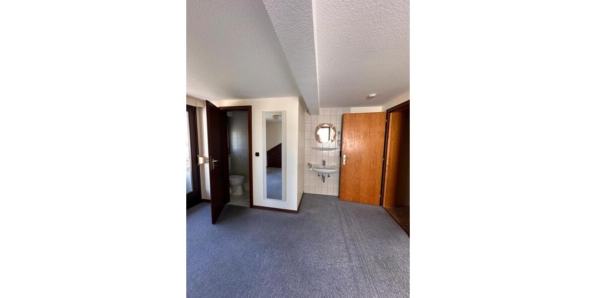 Mehrfamilienhaus, Wohnhaus Bernkastel-Kues Kues - 9 Zimmer, 285 m&sup2;, 2.300&euro; | Angebot:26238173