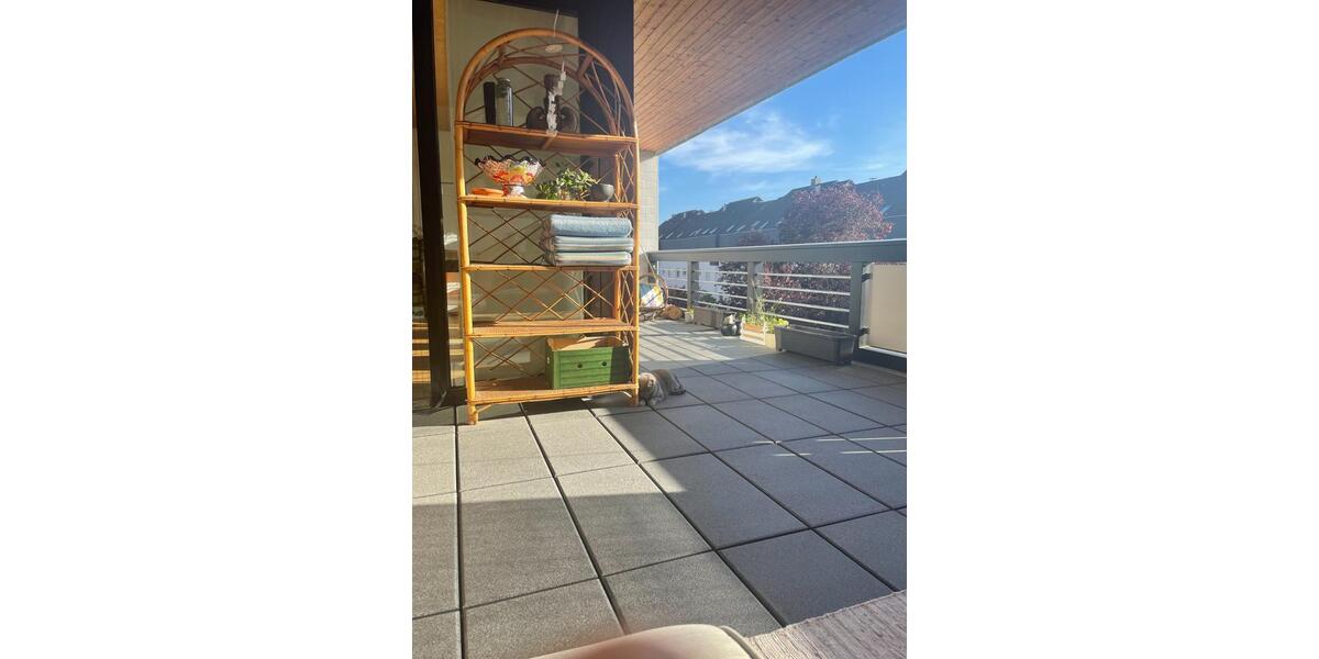 Freundliche helle 84 m² 3-Zimmer ETW im 2 OG mit großer Loggia 3 zimmer