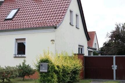 Haus Jüterbog - 7 Zimmer, 180 m&sup2;, 255.500&euro; | Angebot:27009928