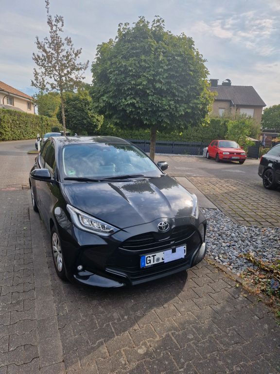 Yaris