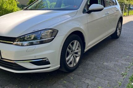 VW Golf 135.000 km 14.690 &euro; Kleinostheim 63801