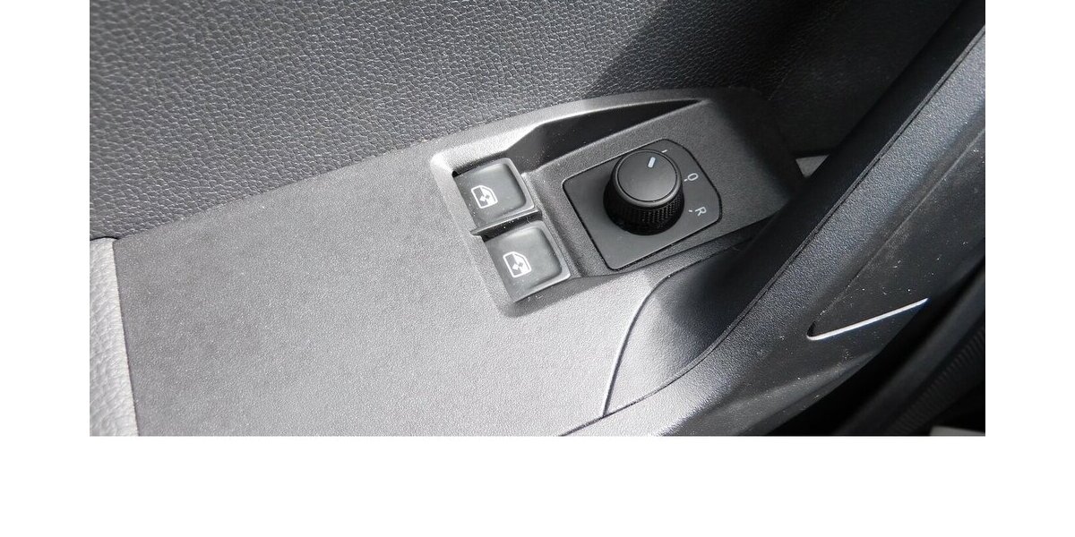 Seat Ibiza 1.0 Style MPI BMT 4Trg Navi Klima 27.200 km 15.990 &euro; Vordorf 38533