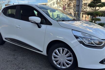 Renault Clio 108.000 km 5.999 &euro; Stuttgart 70191