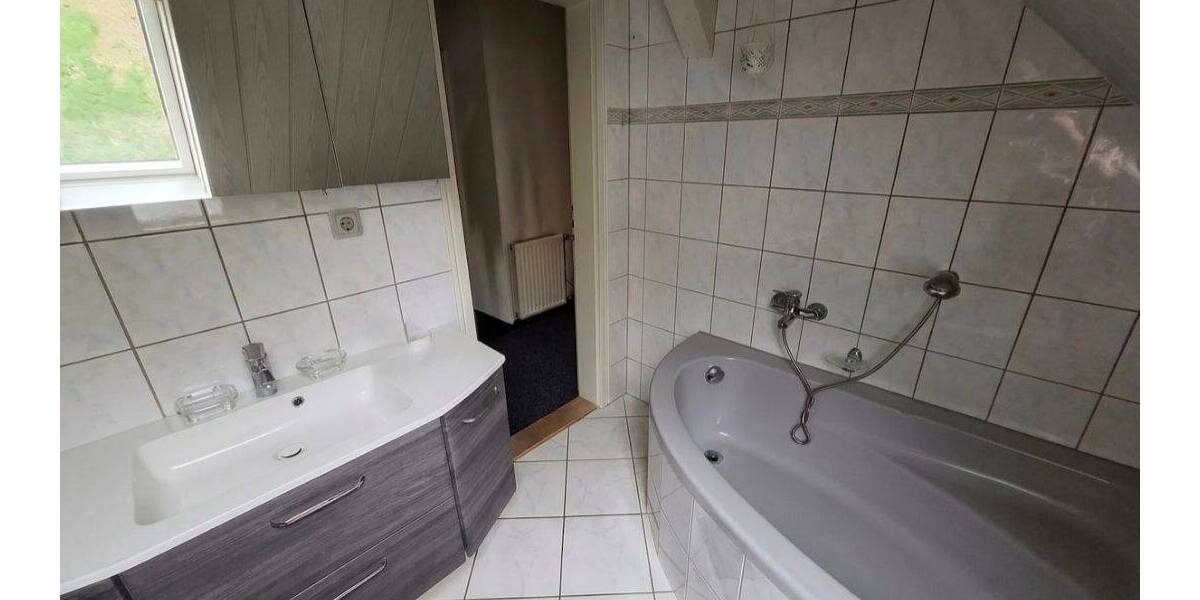 Einfamilienhaus Neuzelle - 5 Zimmer, 170 m&sup2;, 296.000&euro; | Angebot:26807231