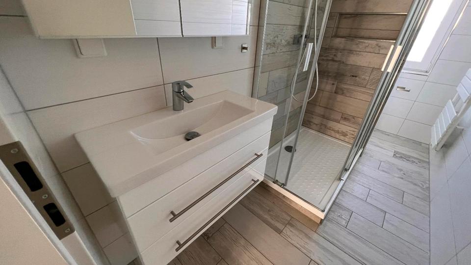 Etagenwohnung Halle (Saale) Damaschkestraße - 4 Zimmer, 74 m&sup2;, 480&euro; | Angebot:26350116
