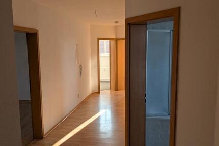 Wohnung Chemnitz Kapellenberg - 3 Zimmer, 75 m&sup2;, 62.800&euro; | Angebot:26926346