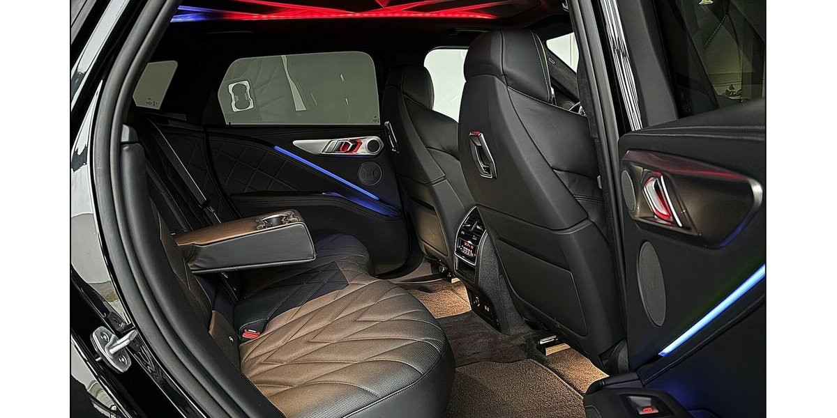 BMW XM 50e 23 Zoll Umbau VOLL Black 9.900 km 117.790 &euro; Stade 21682