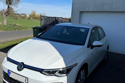 VW Golf 49.772 km 21.200 &euro; Stadtallendorf 35260