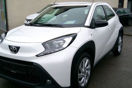 Toyota Aygo (X) 22.000 km 14.240 € Sindelfingen 71065