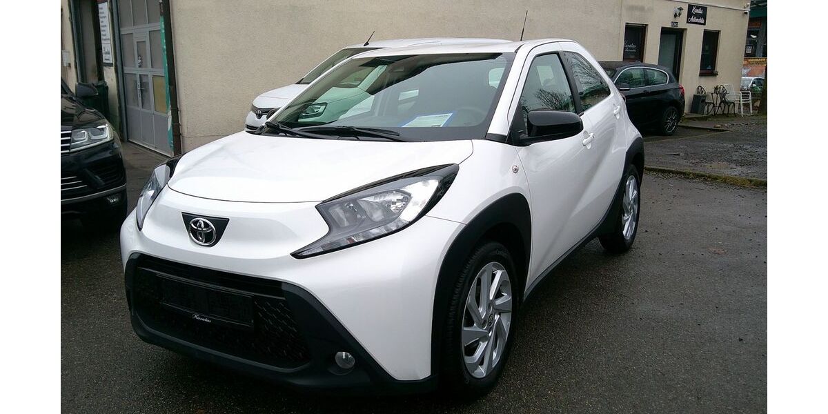 Toyota Aygo (X) 22.000 km 14.240 &euro; Sindelfingen 71065