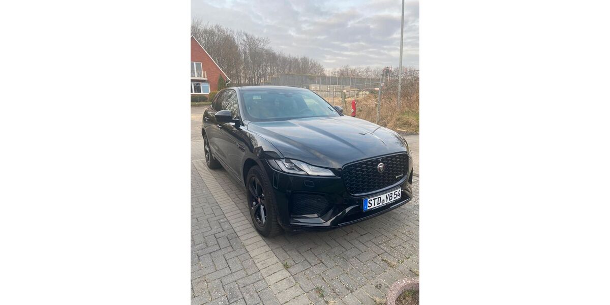 Jaguar F-Pace 99.800 km 31.900 &euro; Stade 21680
