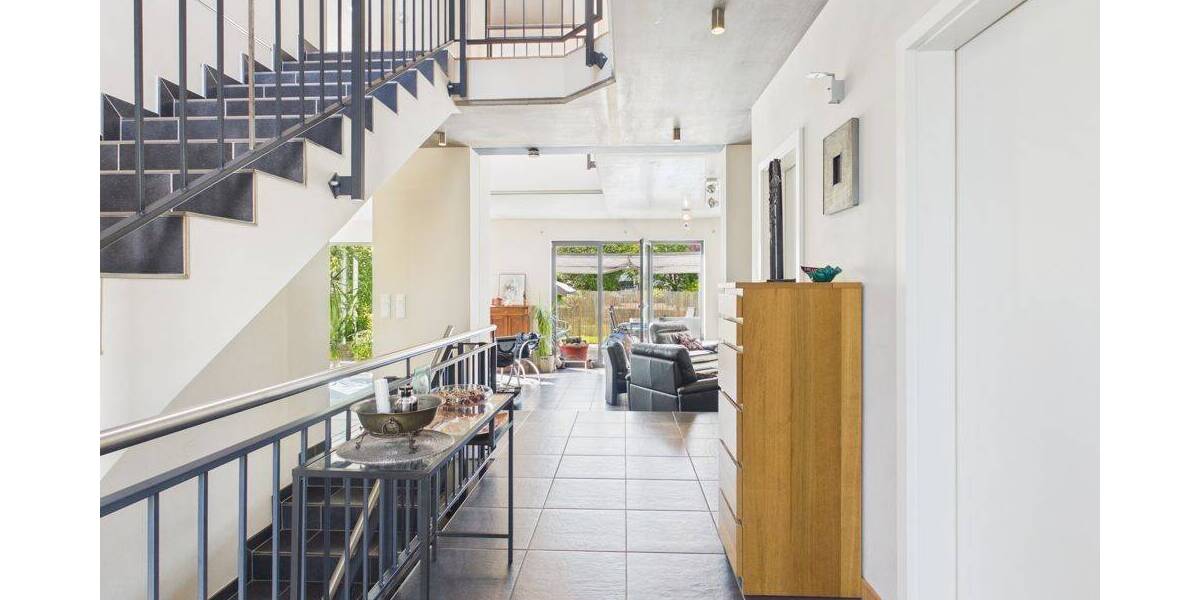 Einfamilienhaus Saarwellingen / Schwarzenholz Schwarzenholz - 6 Zimmer, 156 m&sup2;, 398.000&euro; | Angebot:26879081