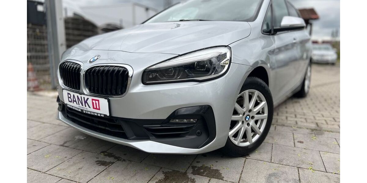 BMW 218 Active Tourer 136.900 km 16.490 &euro; München 81825