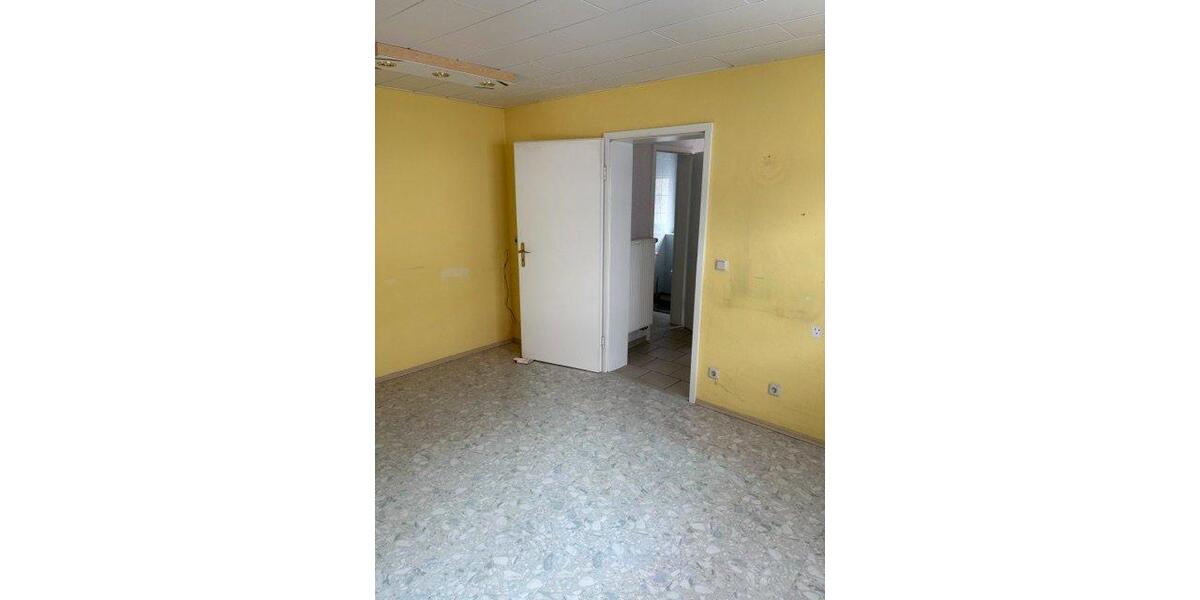 Mehrfamilienhaus, Wohnhaus Siegen Eiserfeld - 380.000&euro; | Angebot:27251606