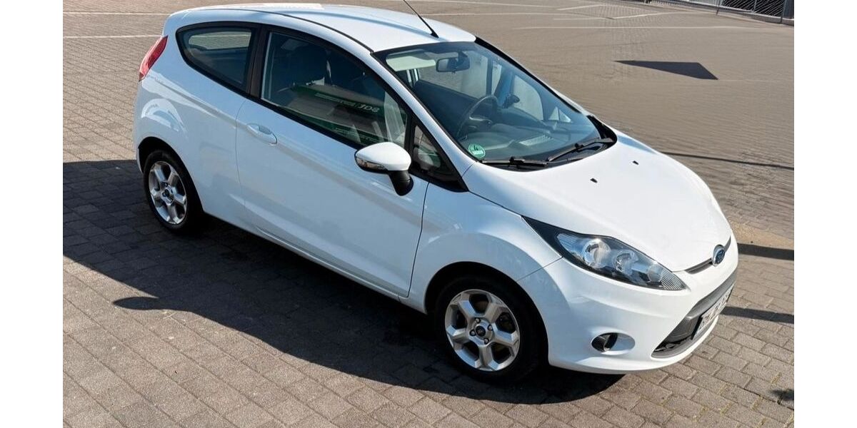 Ford Fiesta 92.222 km 4.750 &euro; Pulheim 50259