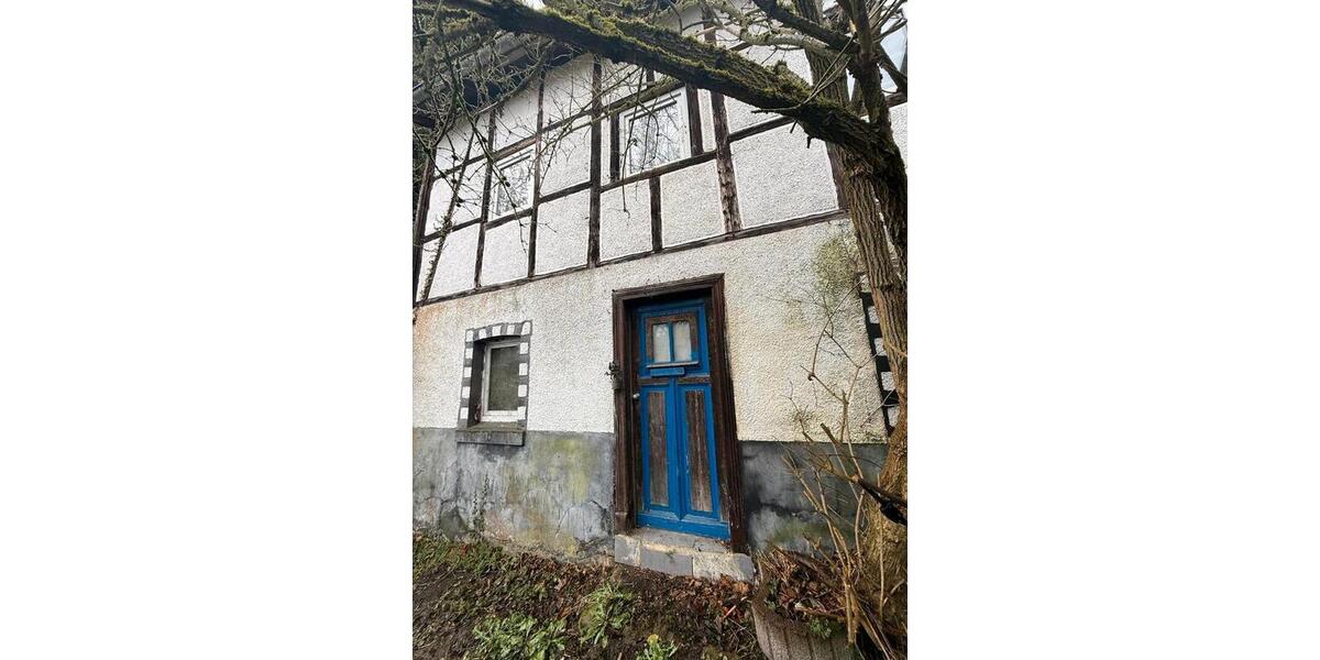 Einfamilienhaus Blankenheim - 9 Zimmer, 220 m&sup2;, 130.000&euro; | Angebot:24762310