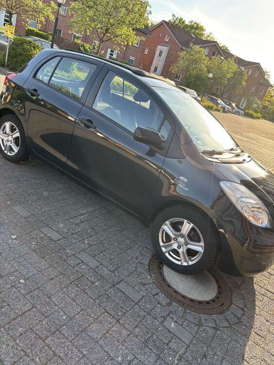 Yaris