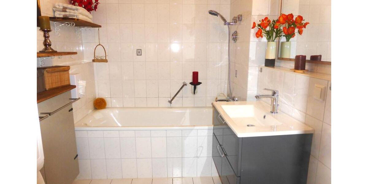 Dachgeschoßwohnung Königsbrunn - 2 Zimmer, 45 m&sup2;, 242.000&euro; | Angebot:26959088