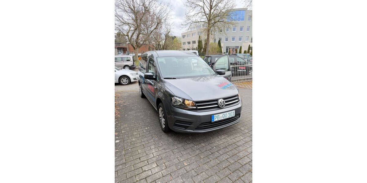 VW Caddy 298.000 km 10.800 &euro; Paderborn 33098