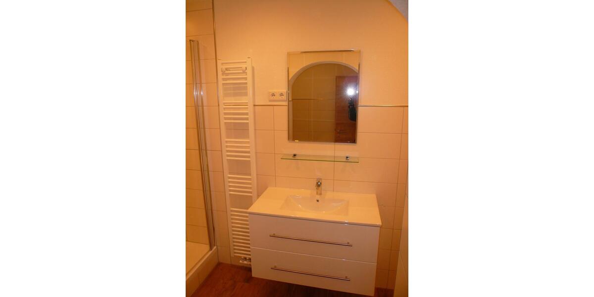 2 ZKB Wohnung - Neuhof Ortsmitte - möbliert unmöbeliert ab Feb 2 zimmer