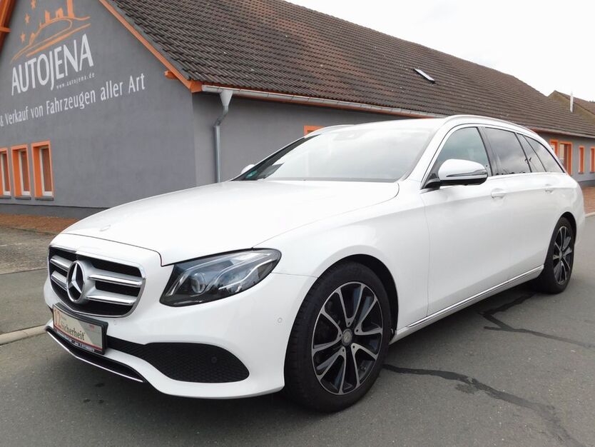 Mercedes-Benz E 220 182.000 km 16.900 € Laasdorf 07646