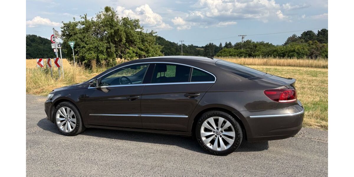 VW CC 143.046 km 10.490 &euro; Wiesbaden 65207