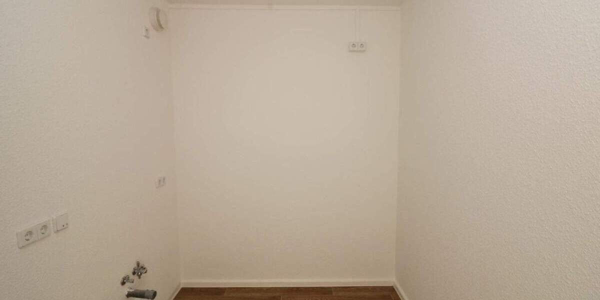 EG-Wohnung mit bodengleicher Dusche u. Balkon...da freuen sich nicht nur die Umzugshelfer! 3 zimmer