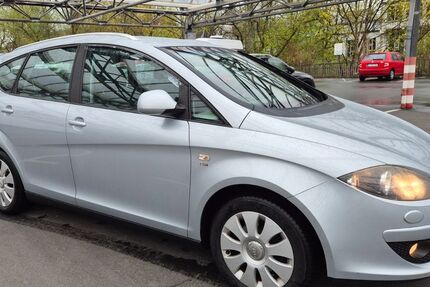 Seat Altea 158.689 km 2.000 &euro; Siegen 57078