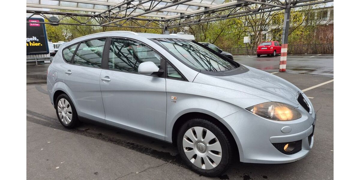 Seat Altea 158.689 km 2.000 &euro; Siegen 57078