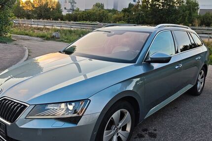 Skoda Superb 151.000 km 20.600 &euro; Kirchheim unter Teck 73230
