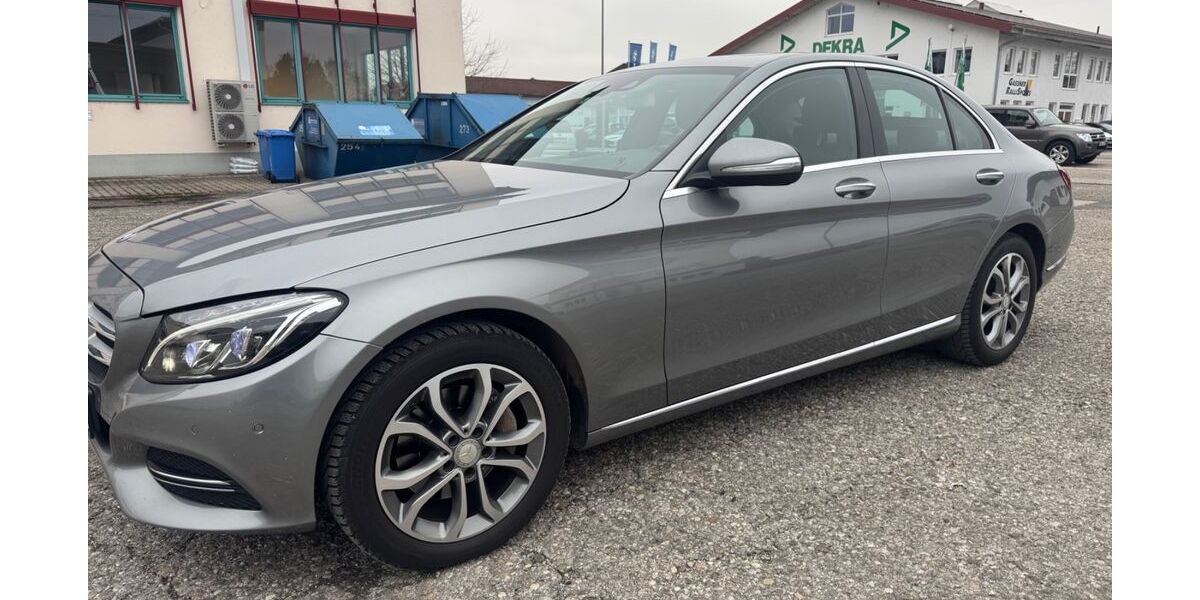 Mercedes-Benz C 250 127.000 km 14.999 &euro; Freilassing 83395