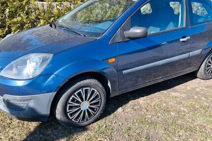Ford Fiesta 206.000 km 750 &euro; Schmölln-Putzkau 01877