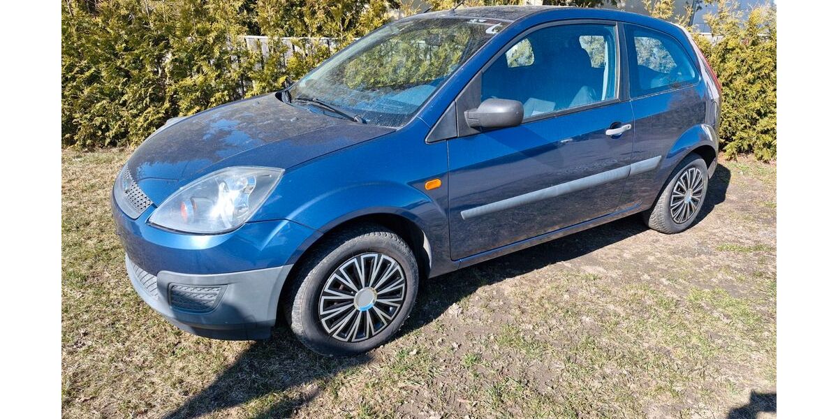 Ford Fiesta 206.000 km 850 &euro; Schmölln-Putzkau 01877