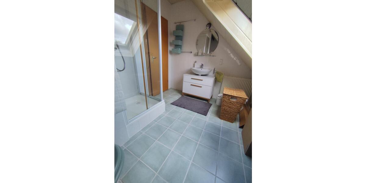 Doppelhaushälfte - frisch saniert und renoviert - super Lage 7.5 zimmer