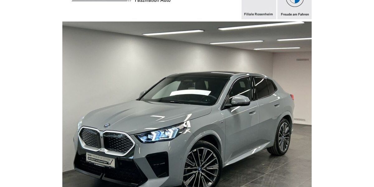BMW iX2 9.969 km 55.490 &euro; Rosenheim 83026