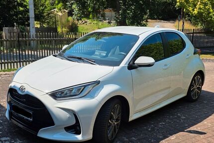 Toyota Yaris 8.500 km 22.990 &euro; Radebeul 01445