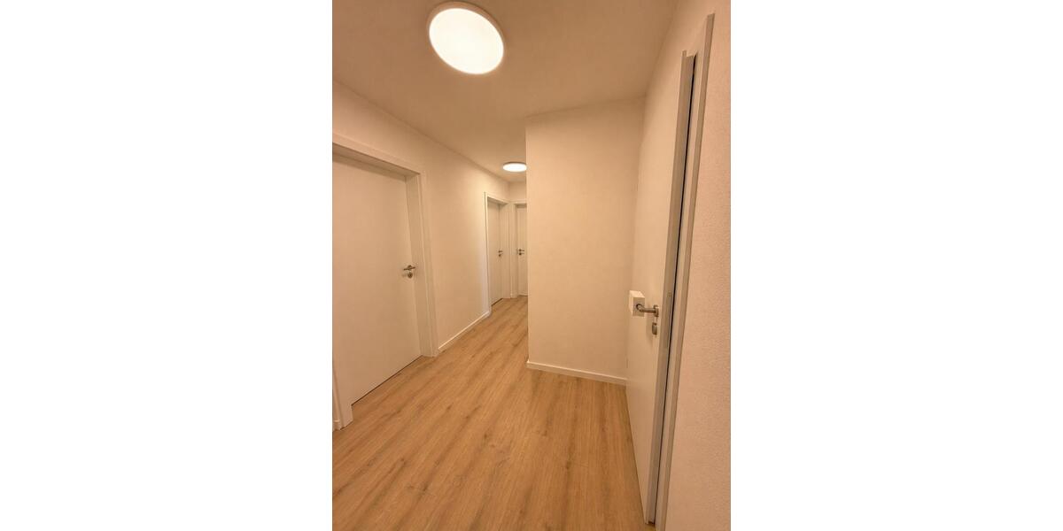 Dachgeschoßwohnung Wertheim - 2.5 Zimmer, 60 m&sup2;, 890&euro; | Angebot:26375266