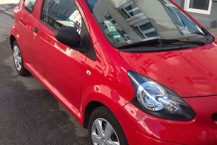 Toyota Aygo (X) 130.800 km 1.950 &euro; München 81243