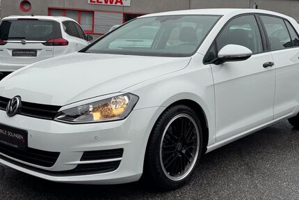 VW Golf 27.400 km 12.290 &euro; Solingen 42653