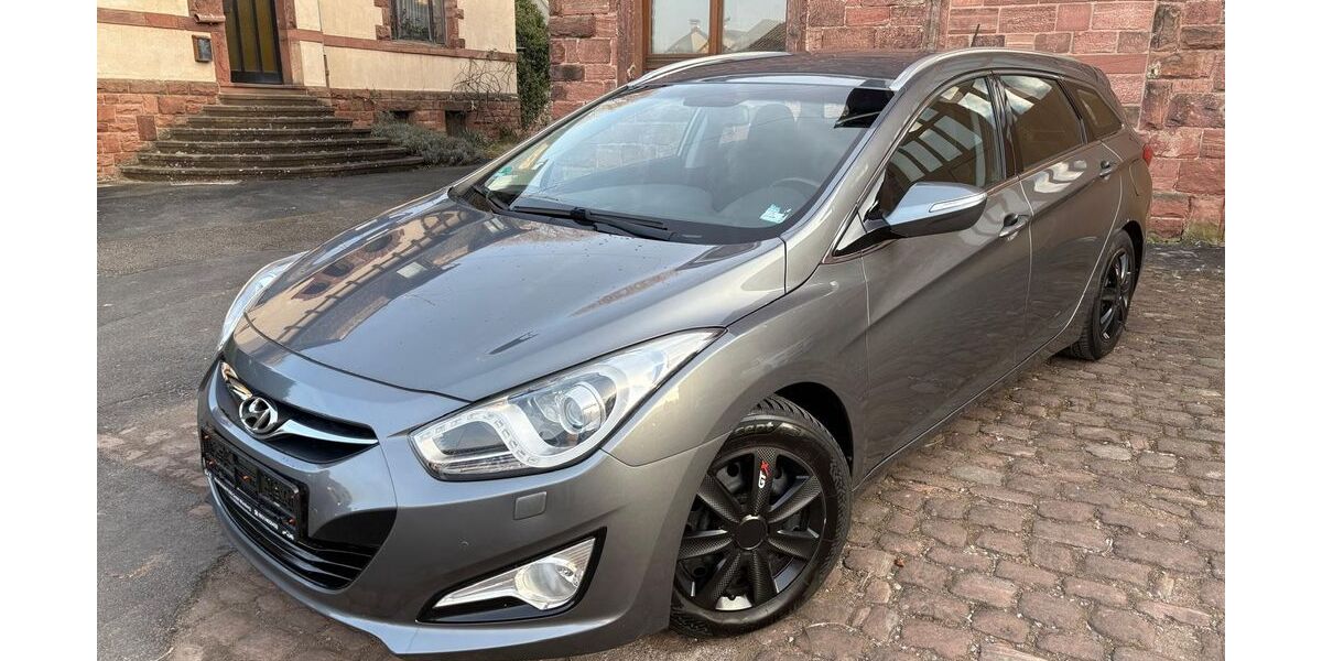 Hyundai i40 119.368 km 6.200 &euro; Freudenberg 97896