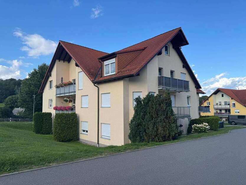 Wohnung zum Kaufen in Thermalbad Wiesenbad OT Schönfeld 237.000 € 216 m²