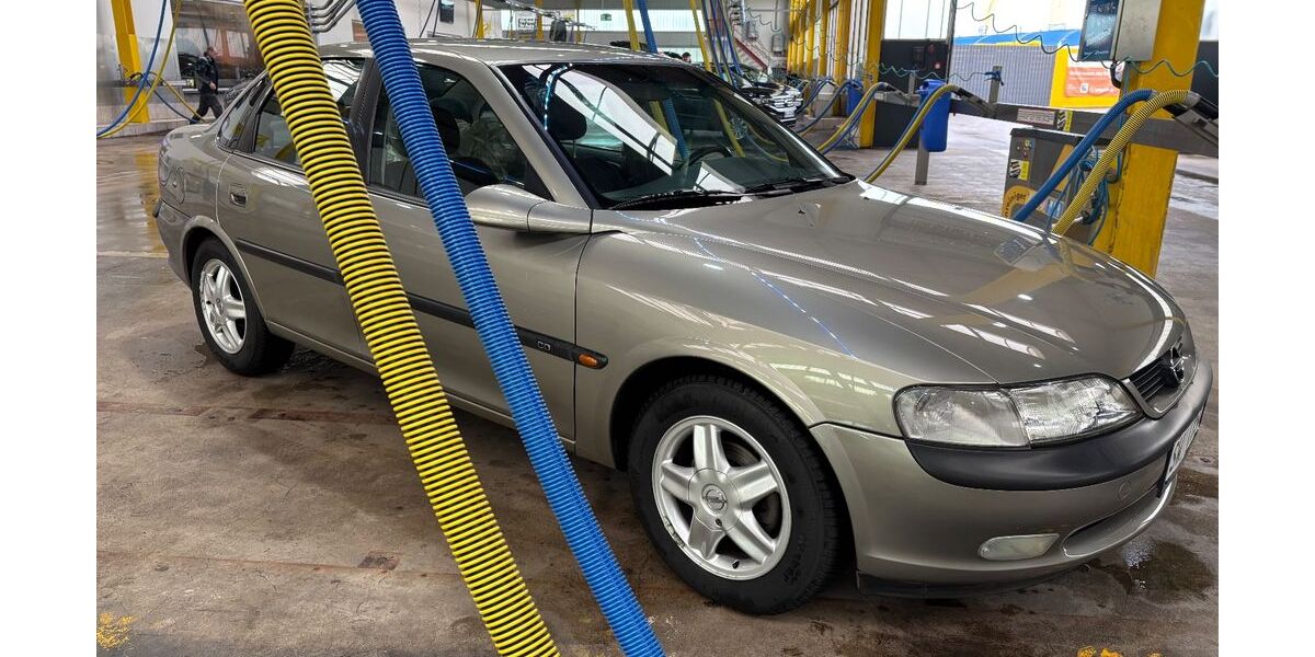 Opel Vectra 101.000 km 3.850 &euro; Gaggenau 76571