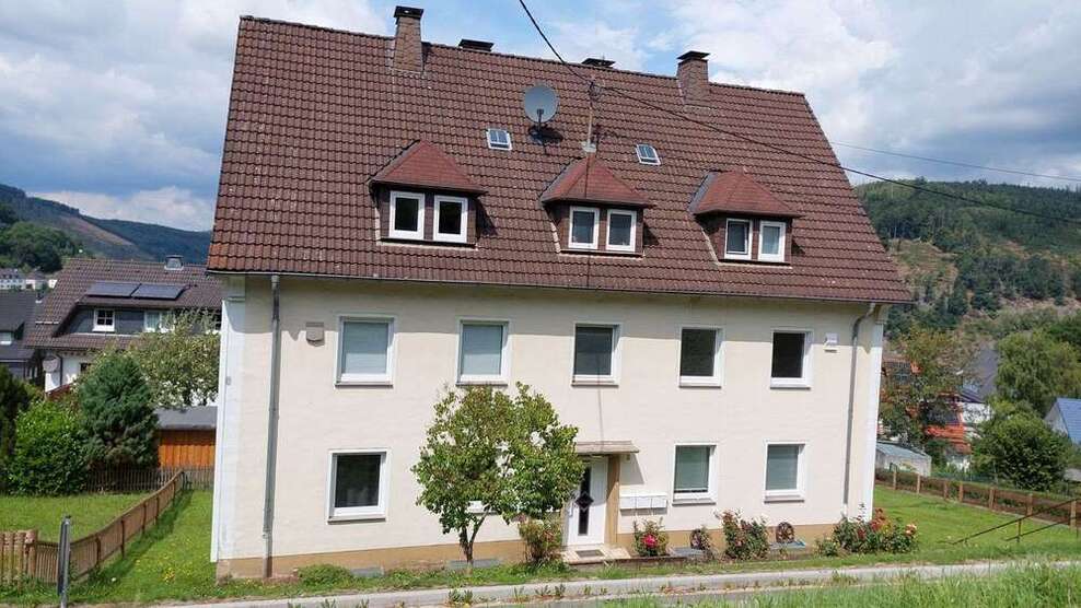 Wohnung zum Mieten in Lennestadt 339 € 49.13 m²