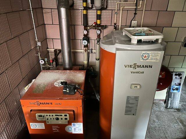 Mehrfamilienhaus, Wohnhaus Neuhaus am Rennweg Steinheid - 6 Zimmer, 190 m&sup2;, 30.000&euro; | Angebot:26156327