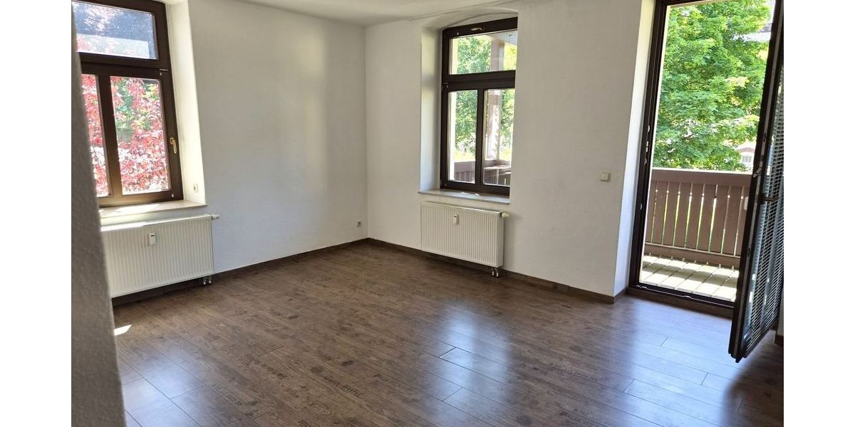 Für EIGENNUTZER ! Individuell gestaltbare Wohnung im 1. OG - mit Balkon, Garage und Stellplatz! - Etagenwohnung Bärenstein Niederschlag | Angebot:26003487