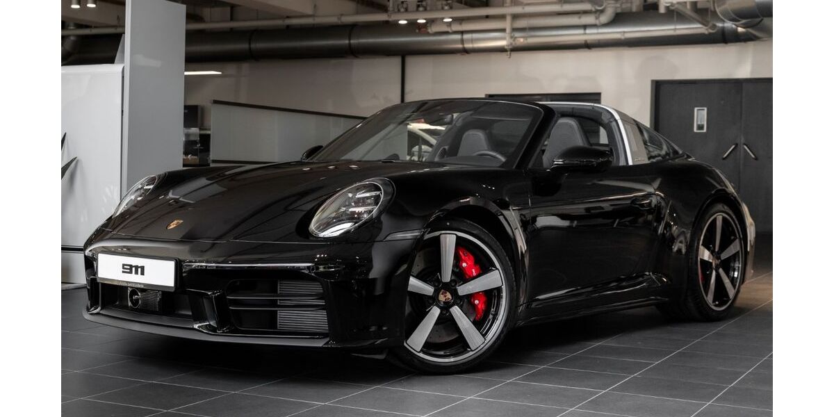 Porsche 992 3.500 km 209.911 &euro; Berlin 10587