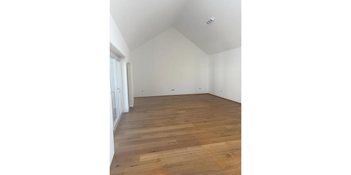 Maisonettenwohnung Ludwigshafen am Rhein Rheingönheim - 4 Zimmer, 150 m&sup2;, 1.500&euro; | Angebot:25784264