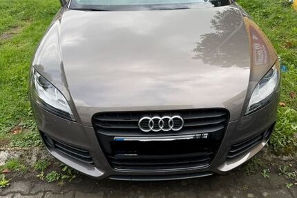 Audi TT 160.998 km 8.500 &euro; Paderborn 33102