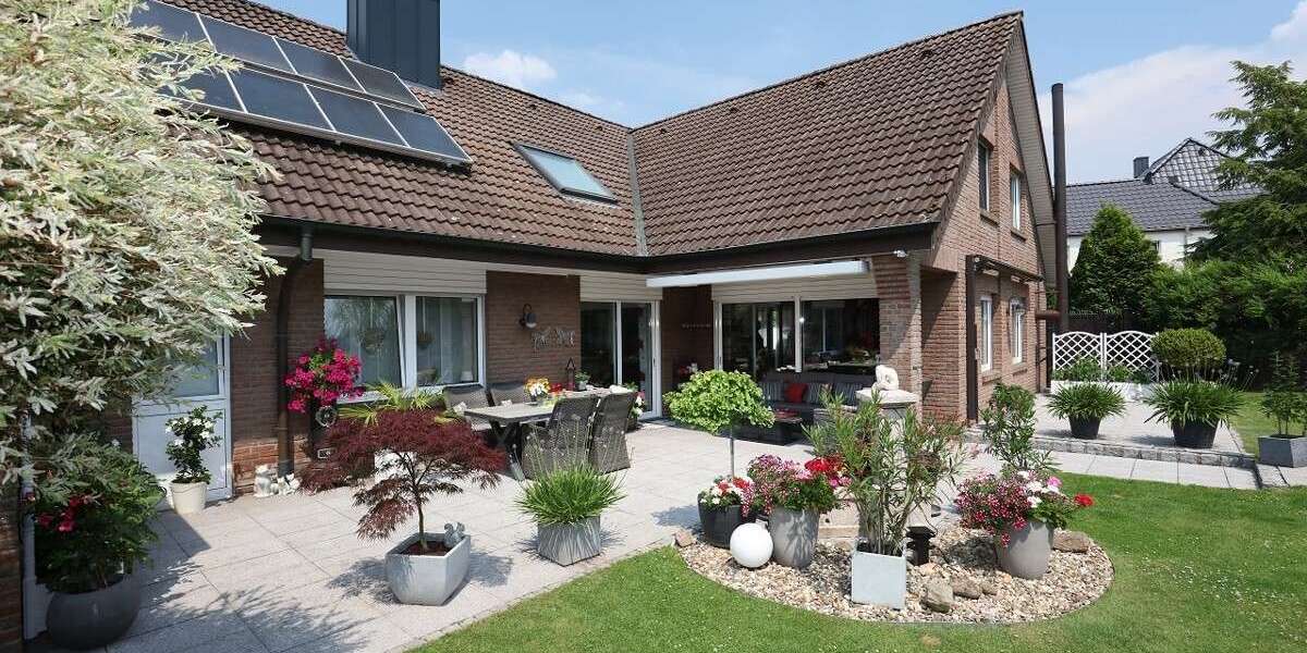 Einfamilienhaus Oelde - 8 Zimmer, 310 m&sup2;, 575.000&euro; | Angebot:25382180