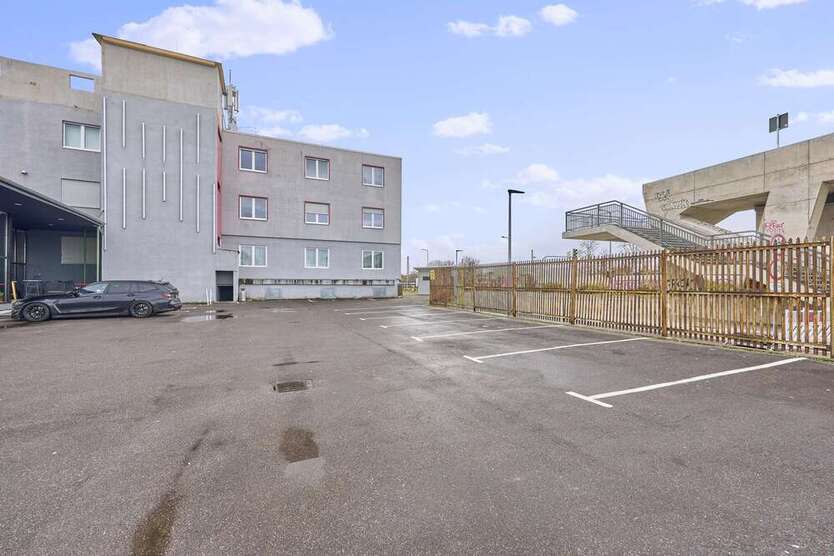 Büro in Mannheim 990 € 180 m²